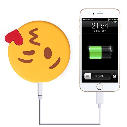 iProtect Emoji-Powerbank 2000mAh Externes Ladegerät im Kussmund-Emoji-Design für Smartphones und andere Geräte mit USB-Anschluss – inklusive Micro USB-Ladekabel - 3