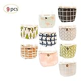 【Multiuso】 No solo se puede colocar en el hogar, sino que es una bolsa de almacenamiento para artículos pequeños como libros, cosméticos, etc., diferentes patrones simples con colores elegantes para adornar su habitación. También es un tamaño de transporte perfecto para vuelos de larga distancia y viajes por carretera, para que tenga una vida perfecta.