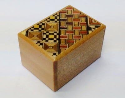 JAPANESE PUZZLE BOX - 2 SUN 10 STEPS NATURAL WOOD / KOYOSEGI