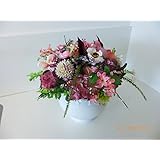 BLUMEN-STRAUSS AUS TEXTILBLUMEN; BIEDERMEIER-STIL; UNUKAT; HANDARBEIT; ROT-ROSE-WEISS