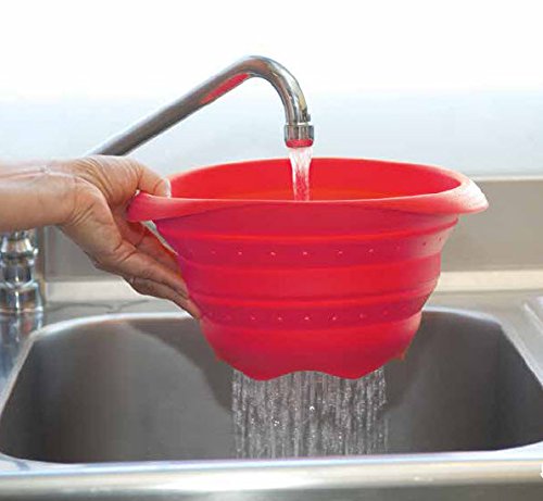 Faltbarer Silikonseiher (Ø23 cm, 4 L, Große: Large), Hohe Qualität aus 100% Platin-Silikon, Made in Italy, Silikonsieb, Falbarer Seiher, Sieb Faltbar, Küchensieb, Abtropfsieb, Collapsible Silicone Colander, Strainer, 23 x 23 cm (Large – Red) - 5