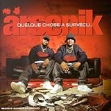 Quelque chose a surv&eacute;cu