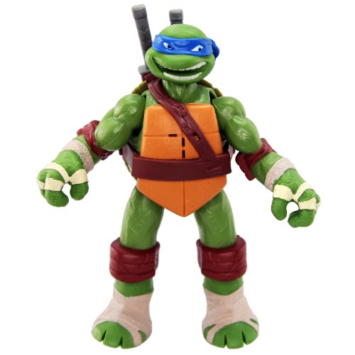 Price comparison product image Teenage Mutant Ninja Turtles Powersound Fx Figure Leonardo