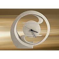 Elegante Wohnzimmeruhr im Jugendstil-Design.