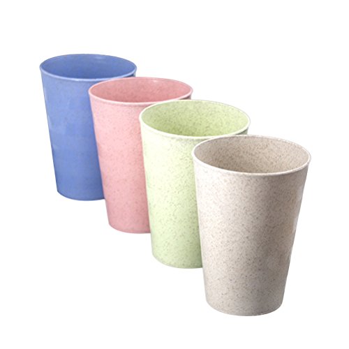 Preisvergleich Produktbild BESTOMZ 4pcs Weizenstroh Becher umweltfreundliche Zahnputzbecher Multifunktions Wasser Tassen