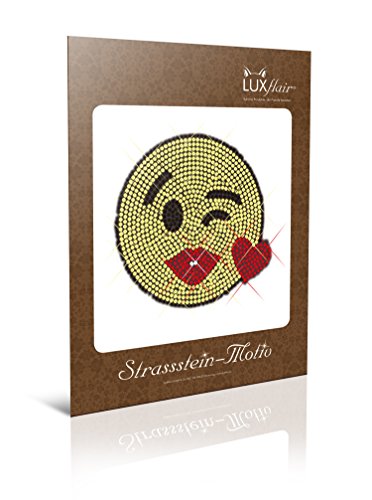 Luxflair© Strassstein Motiv Emoji Küsse Kisses Liebe, cooles Strass Bügelbild ca. 10,7 x 10,2cm groß inkl. Anleitung zum einfachen Veredeln von Textilien. Glitzerndes Strassstein Bügelmotiv auf Folie zum Aufbügeln bzw. Aufkleben oder als Applikation. Auch als Rhinestone Hotfix Transfer bekannt. Mehrfarbig in kristallfarben, gelb, schwarz, rot. - 4