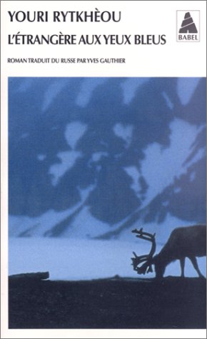 couverture de : L'&eacute;trang&egrave;re aux yeux bleus