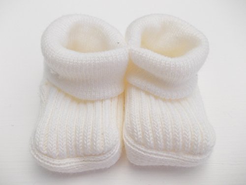 BNWT Baby boys or girls unisex knitted 100% Acrylic booties 0-3 months (white)
