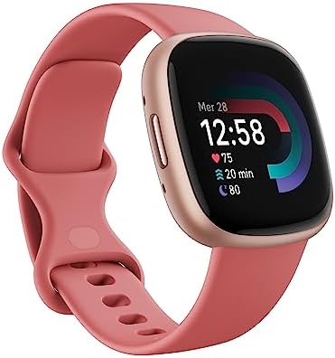 Smartwatch per il fitness Fitbit Versa 4 con GPS integrato, fino a 6 giorni di autonomia e compatibile con iOS 15 & Android OS 9.0, Rosa sabbia / Alluminio rame rosa