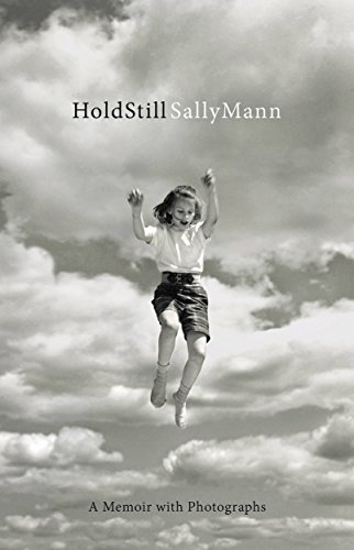 Hold Still: A Memoir with Photographs (English Edition)