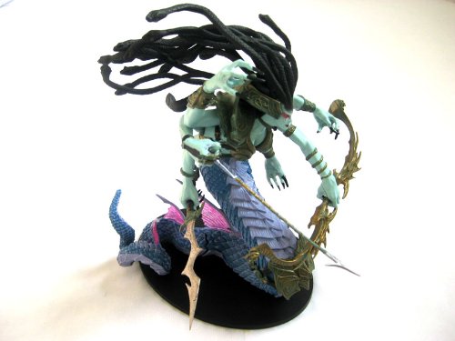 Preisvergleich Produktbild Action Figur WoW Deluxe Lady Vashj (Serie IV)