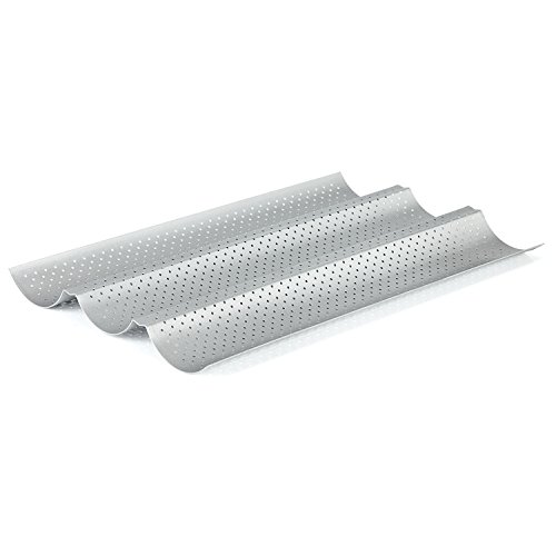 GOURMEO Baguette-Backblech / Baguetteform / Baguetteblech 38,5 x 28 cm für 3 Baguettes mit Antihaftbeschichtung in Silbergrau - mit 2 Jahren Zufriedenheitsgarantie