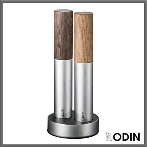 ODIN Woodstick Pfeffer-Salz-Gewürz-Mühle aus mattem Edelstahl + Eichenholz 2er-Set - Durchmesser je 25 mm, Höhe 165 mm, Odin Products / Odin Produkte / Odin GmbH