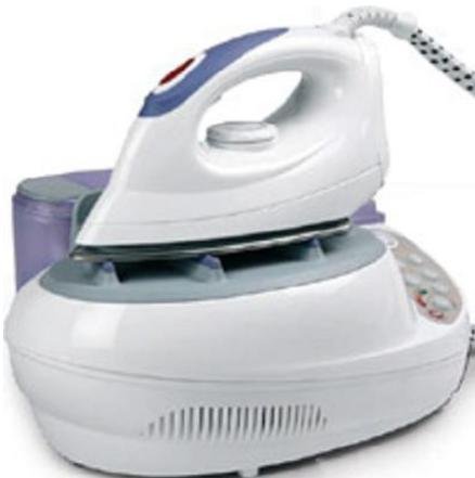 Preisvergleich Produktbild Bügeleisen mit Dampfgenarator DOMO DO-7090S