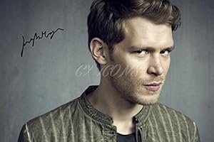 CX ICONS Joseph Morgan - Foto firmada (30,5 x 20,3 cm)
