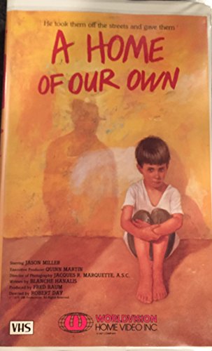 Preisvergleich Produktbild Home of Our Own [VHS]