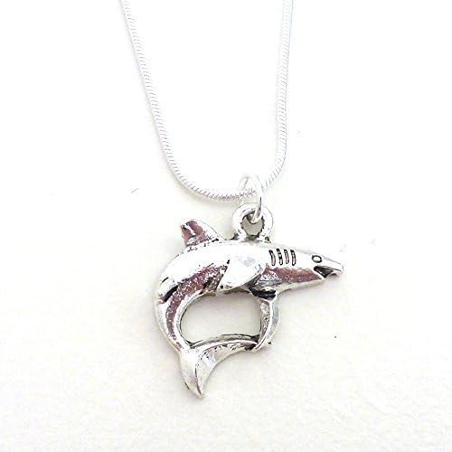 2.7cm kitsch shark silver colour 17" snake chain metal necklace