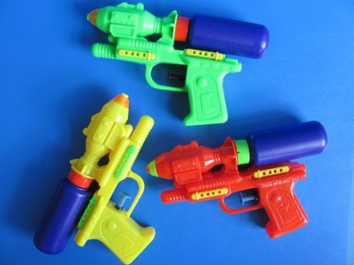 Preisvergleich Produktbild [MM][12] Wasserpistole 15cm sort 3fach