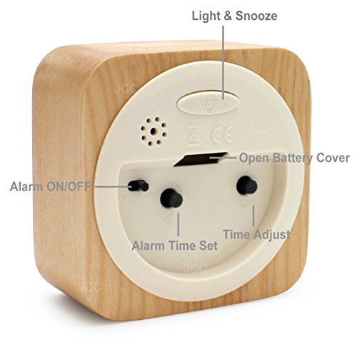 JCC arabischen Ziffern Quadrat Natur Holz nicht tickenden Sweep Analog Quartz Nachttisch Schreibtisch Wecker mit aufsteigender Lauter Alarm, Snooze und Nachtlicht-Funktion, batteriebetrieben (Brown Wood) - 6