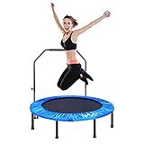 hudora indoor trampolin kinder 🔥 Anpassbarer Griff: Ein einzigartiges Merkmal, das dieses Fitnesstrampolin von anderen unterscheidet, ist der entworfene, verstellbare Griff. Mit diesem U-förmigen, verstellbaren Griff (108-130cm) können Sie die Höhe leicht an Ihre Bedürfnisse anpassen. Der Griff gibt Ihnen eine solide Balance, während Sie Ihre Trainingsroutine durchlaufen.