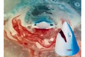 ELEGANCE NATURAL SKIN CARE Shark Attack Bath Bomb Vegan Approved Jaws Fizzer Bleeding Shark Bite Fun Unique Gift Blue Red Blood Stocking Filler Secret Santa Boys Kids Girls Children Made in the UK