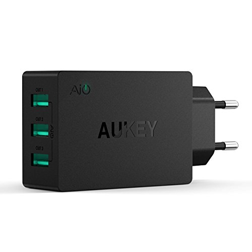 AUKEY Cargador USB de Pared con 3 Puertos USB 30W / 6A con Tecnología AiPower Una Corriente Máxima de 2,4A...
