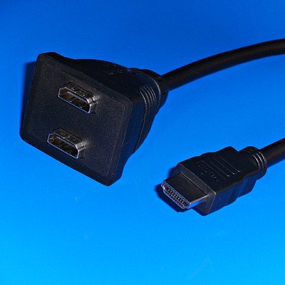 "BestPlug" 20cm Y HDMI Kabel Adapter Verteiler Splitter Weiche / 1 HDMI Stecker männlich auf 2 HDMI Buchse Kupplung weiblich / High Speed / geeignet für HD FullHD / Schwarz