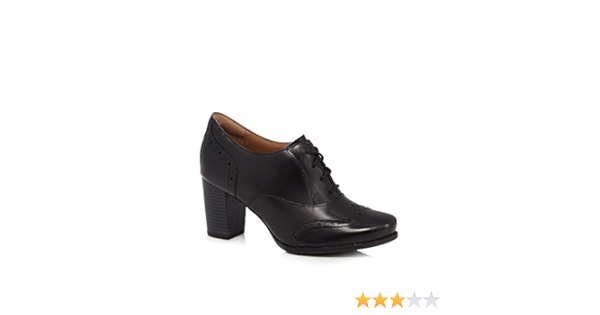 clarks ladies brogues