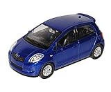 Aus Metall mit Plastikteilen, mit öffnenden Fronttüren