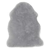 100% NATUR: 100% Lammfell aus exklusiven Fellen einer besonderen Schafzüchtung ausgesucht. Echtes Lammfell.