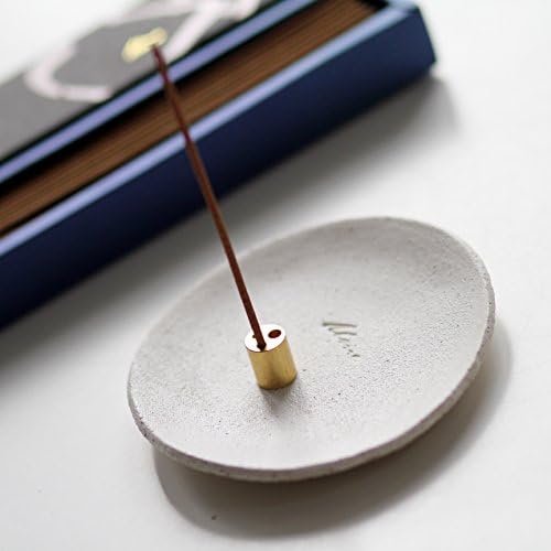 Handmade round ceramic Incense Dish. Matt white stoneware Incense Holder with gold metal mutli stick incense holder (0mm-3mm diameter). Beautiful Stylish incense burner, Zen style, Minimal Home Decor. Unique Japanese style Incense holder in Gift Box.