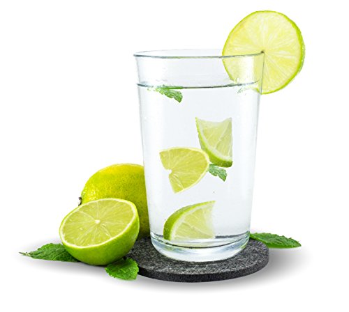 HEYNNA Glasuntersetzer Set Filz / 8 runde Untersetzer mit praktischer Halterung – Premium Tischuntersetzer für Tassen, Gläser und Flaschen / Farbe dunkelgrau - 5