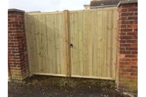 MD CARPENTRY Wooden garden driveway gates, garden gates wooden 6ft, (180cm wide x 5cm Deep x 180cm High)