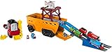 Viene con 3 motores de tren: Thomas (TrackMaster empuje fundición a presión), Nia (Thomas & Friends MINIS) y Percy (Thomas & Friends MINIS).