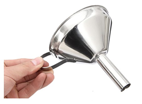 Edelstahl Trichter mit Sieb, Siebeinlage für Küche und Haushalt 10cm von Pentaton® - 3