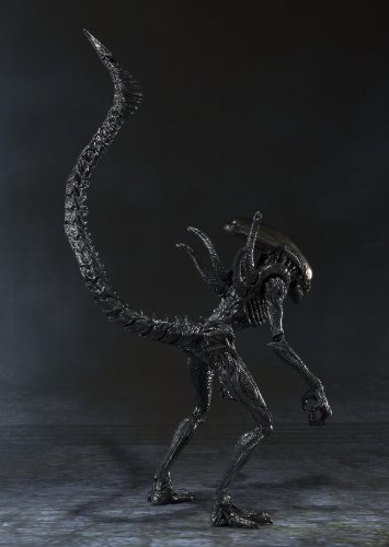 Bandai Tamashii Nations S.H. MonsterArts Alien Warrior Action Figure