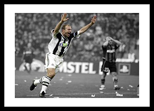 Framed Alan Shearer Newcastle United Legend Spot Photo Memorabilia