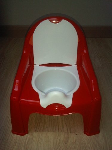 KID'S & TODDLER & BABY PLASTIC RED COLOUR POTTY CHAIR COMES WITH BLUE OR RED PICTURE