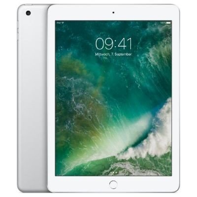 Preisvergleich Produktbild Apple iPad, 9,7" mit Wifi, 128 GB, 2017, Silber