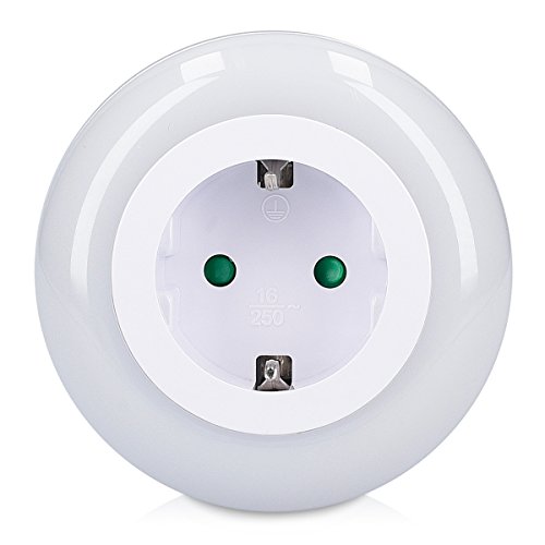 Preisvergleich Produktbild kwmobile LED Nachtlicht Schlummerlicht mit Zwischenstecker - Farbwechsel Nacht Licht mit Dämmerungssensor - für Kinder Babys in Weiß Grün Blau