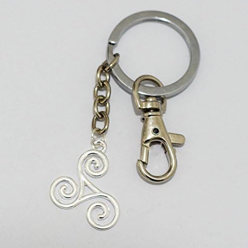 Keychain, Triple Spiral Celtic Knot Irish Jewelry, Silver Keychain,Celtic Knot Keychain,