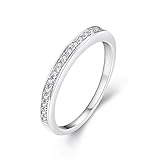 ¡Esto es un regalo maravilloso con un bolso del terciopelo para su esposa, novia, prometida o usted misma! Le conviene usarlo en cualquier momento y en cualquier lugar, en bodas, compromisos, el Día de San Valentín, fiestas, cumpleaños o todos los días. Este anillo siempre le dará un gran look y siempre estará de moda. Puede usted poseerlo durante mucho tiempo.