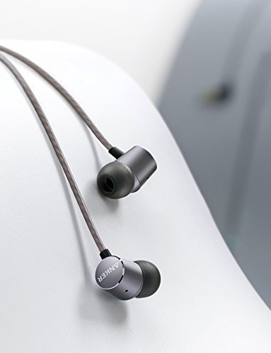 KopfhÃ¶rer Anker SoundBuds Verve in-Ear KopfhÃ¶rer Kabelgebunden mit stark Bass/ /physikalischer GerÃ¤uschreduzierung/3,5mm Klinkenbuchse fÃ¼r iPhone/ iPad/ Sumsung Smartphones, Tablets, PC und weitere (Grau)