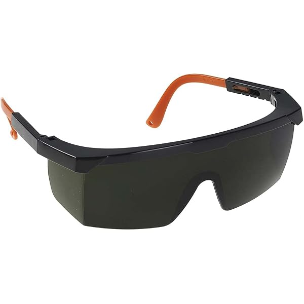 SOLID. lunette de protection travail avec ajustement parfait protection