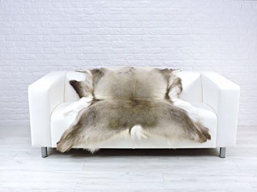 Amazing reindeer hide rug R.284