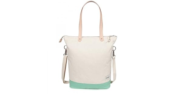 eastpak soukie superb