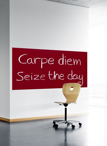 selbstklebende Tafelfolie Kreidetafel Wandtafel klein 70x50 in rot inkl. 2 Kreidestiften - Ideal zu Weihnachten