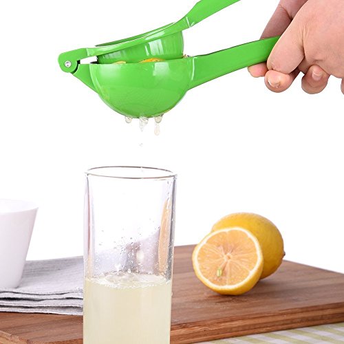 ducomi® Easy Squeeze – Saftpresse manuell aus Aluminiumlegierung – Zitronenpresse einfach und schnell Ihre Lieblings-Zitrusfrüchte – erhältlich in 3 Größen S (Lime) - 4