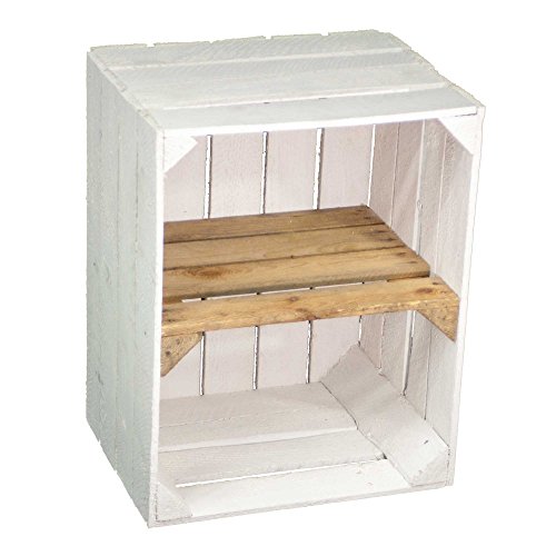 Weiße gebrauchte Obstkiste mit Regalboden vom Kistenbaron, perfekt als Schuh- oder Bücherregal