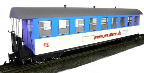 Preisvergleich Produktbild Unbekannt Train Line45 Personenwagen Wangerooge 3330705, 9 Fenster, Spur G Gartenbahn
